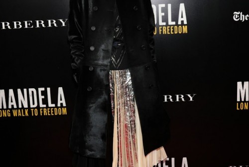 Anna-Wintour-wearing-Burberry-at-the-Mandela-Long-Walk-to-Freedom-screening-supported-by-Burberry