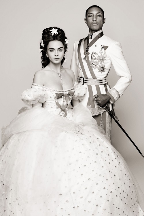 cara-pharrell-chanel-5_500_750_90