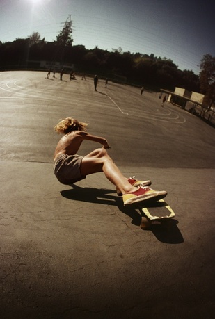 Laid Out At Kenter, 1976 © Hugh Holland co Blender Gallery