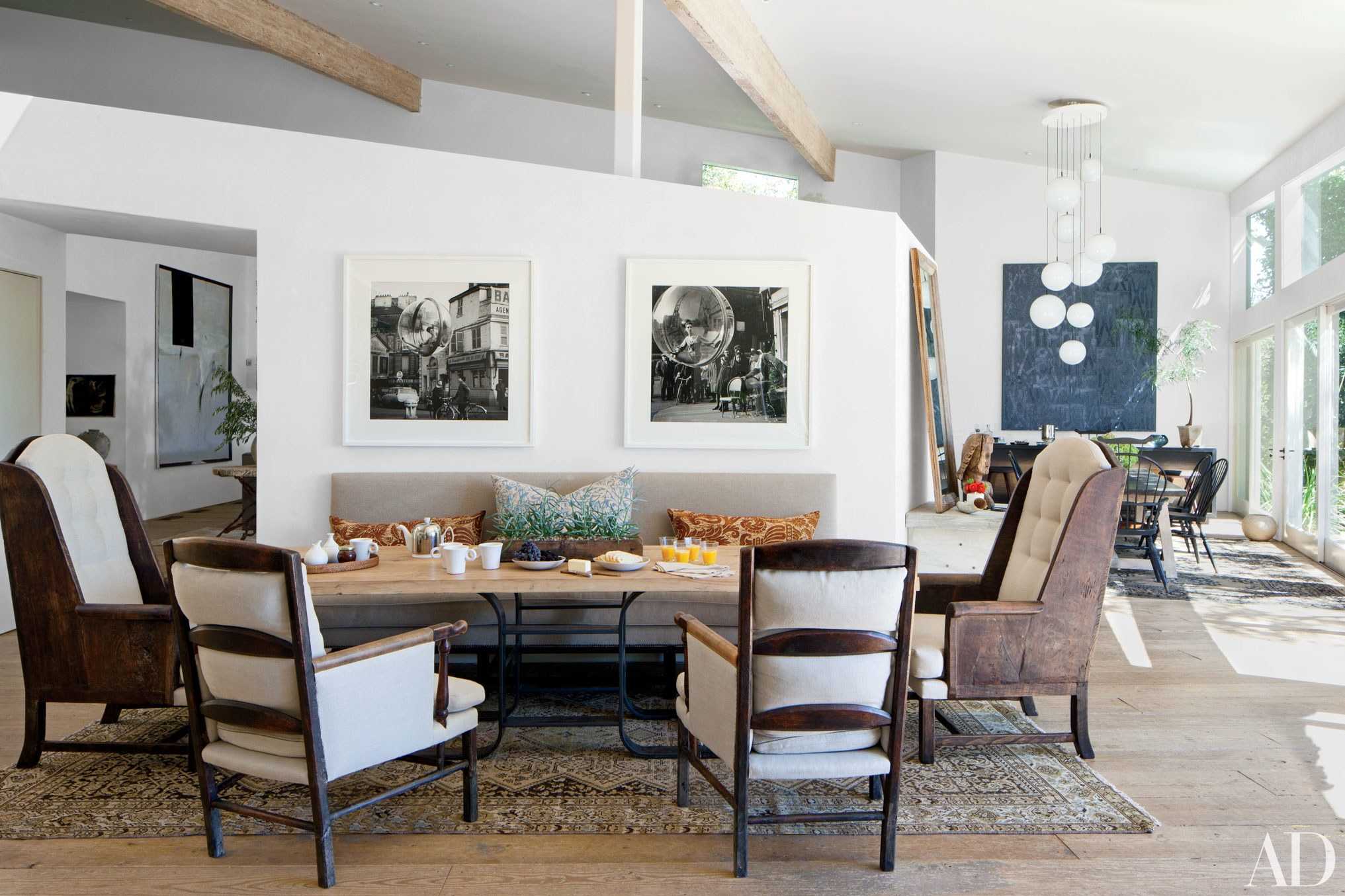 Celebrity Dining Room 01 